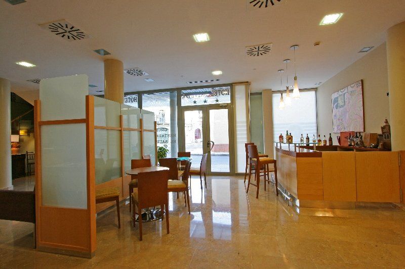 萨尔维维尔酒店 耶蒂洛斯卡巴勒 餐厅 照片